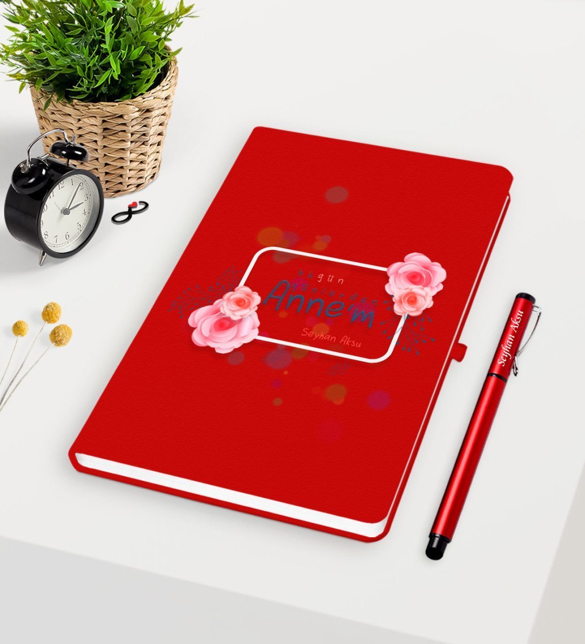 Kişiye Özel Bugün Günlerden Annem Kırmızı Defter Kalem Seti - 1