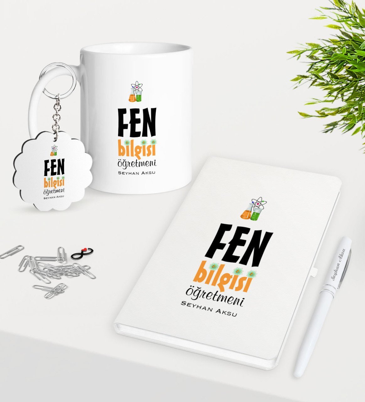 Kişiye Özel Fen Bilgisi Öğretmeni Kupa Anahtarlık Beyaz Defter Kalem Hediye Seti