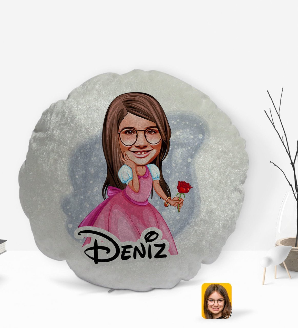 Kişiye Özel İsimli Kız Çocuk Prenses Karikatürlü Yuvarlak Dekoratif Kırlent Yastık-2