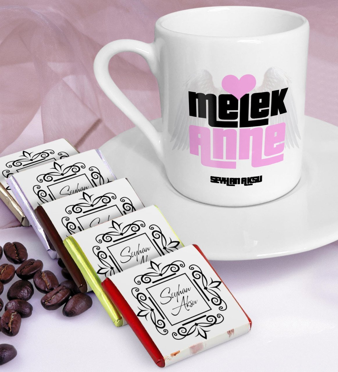 Kişiye Özel Melek Anne Türk Kahvesi Fincanı ve Çikolata Seti