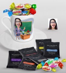 Kişiye Özel Bayan Öğretmen Karikatürlü Türk Kahvesi Fincanı Selamlique Karışık Türk Kahvesi ve Haribo Şeker Hediye Seti-1