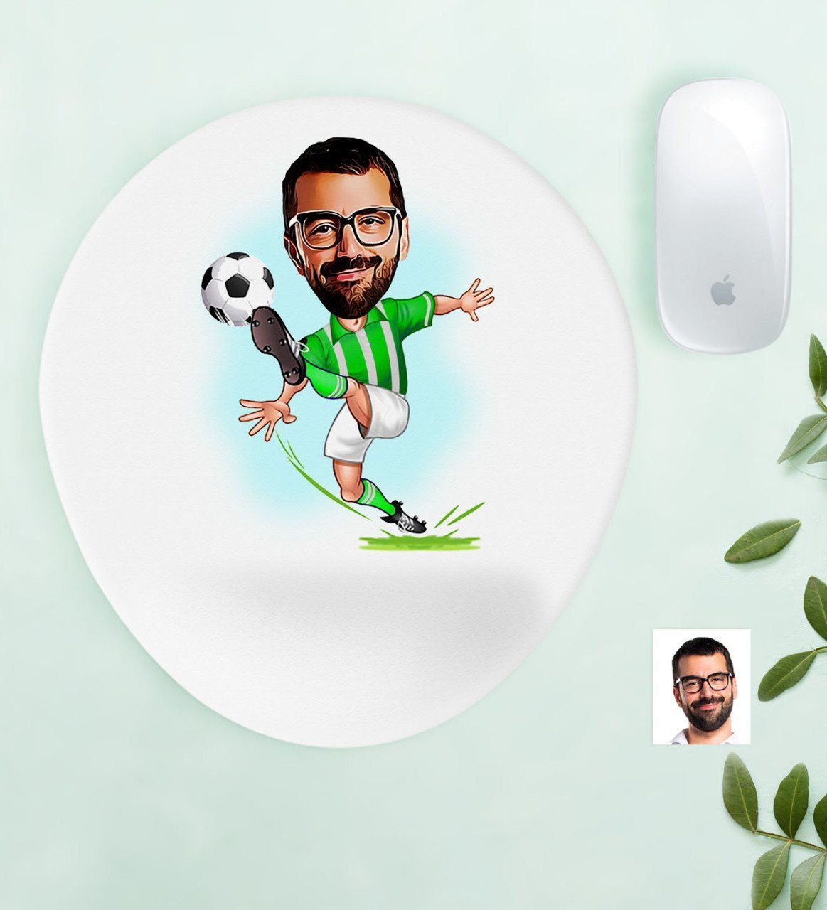 Kişiye Özel Bay Yeşil Beyaz Futbolcu Karikatürlü Bilek Destekli Mouse Pad