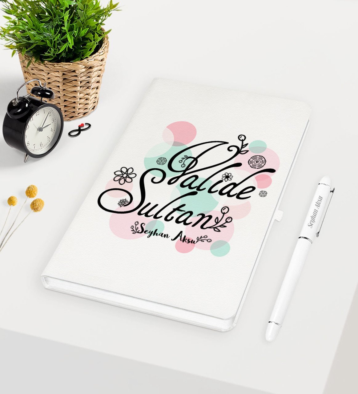 Kişiye Özel Valide Sultan Beyaz Defter Kalem Seti - 3