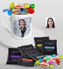 Kişiye Özel Bayan İç Mimar Karikatürlü Türk Kahvesi Fincanı Selamlique Karışık Türk Kahvesi ve Haribo Şeker Hediye Seti-1