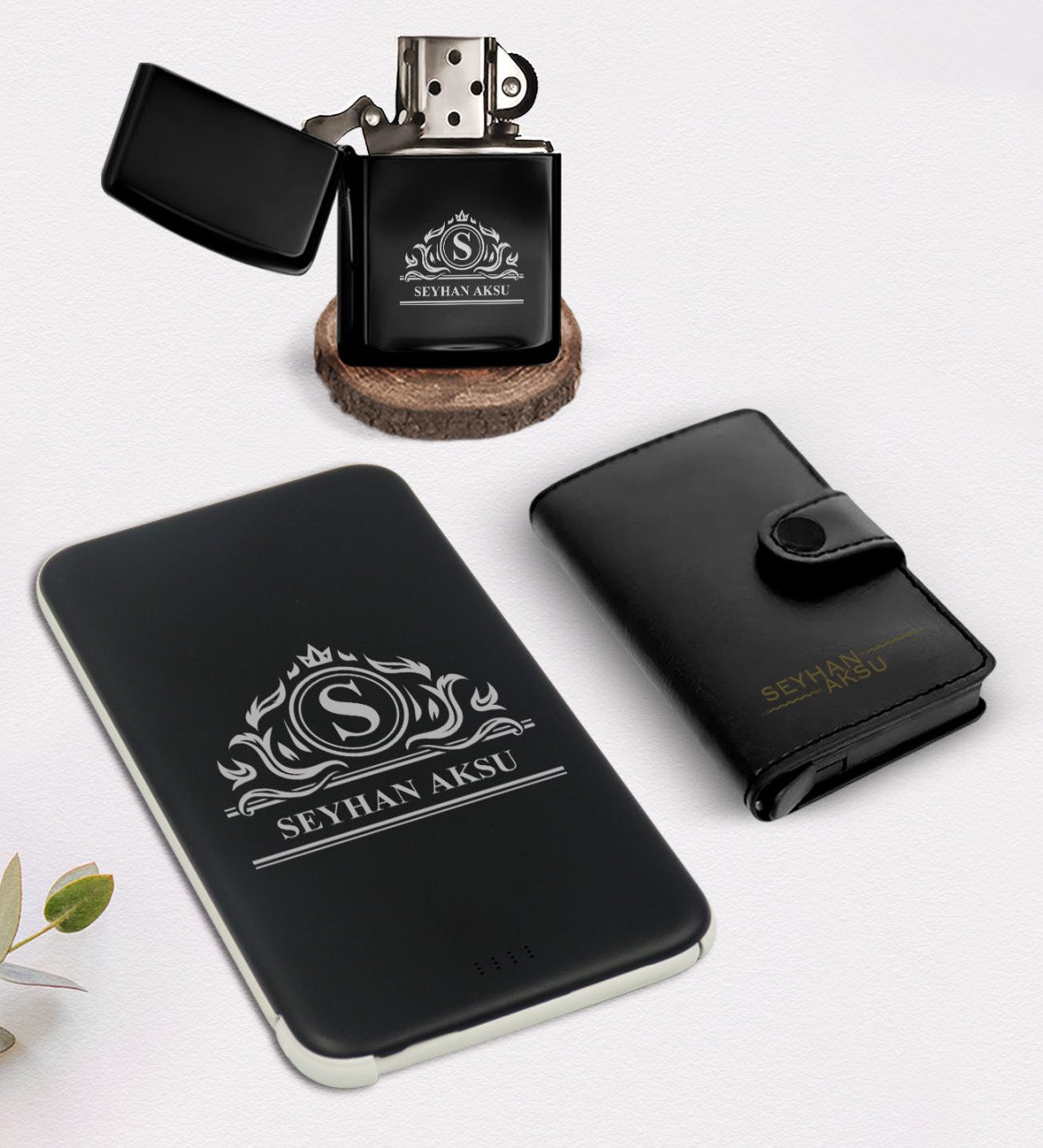 Kişiye Özel İsimli Mekanizmalı Cüzdan Kartlık Benzinli Çakmak ve 5.000 Mah Powerbank Hediye Seti-12