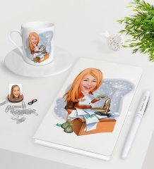 Kişiye Özel Bayan Patron Karikatürlü Beyaz Defter Kalem Türk Kahvesi Fincanı Seti-6