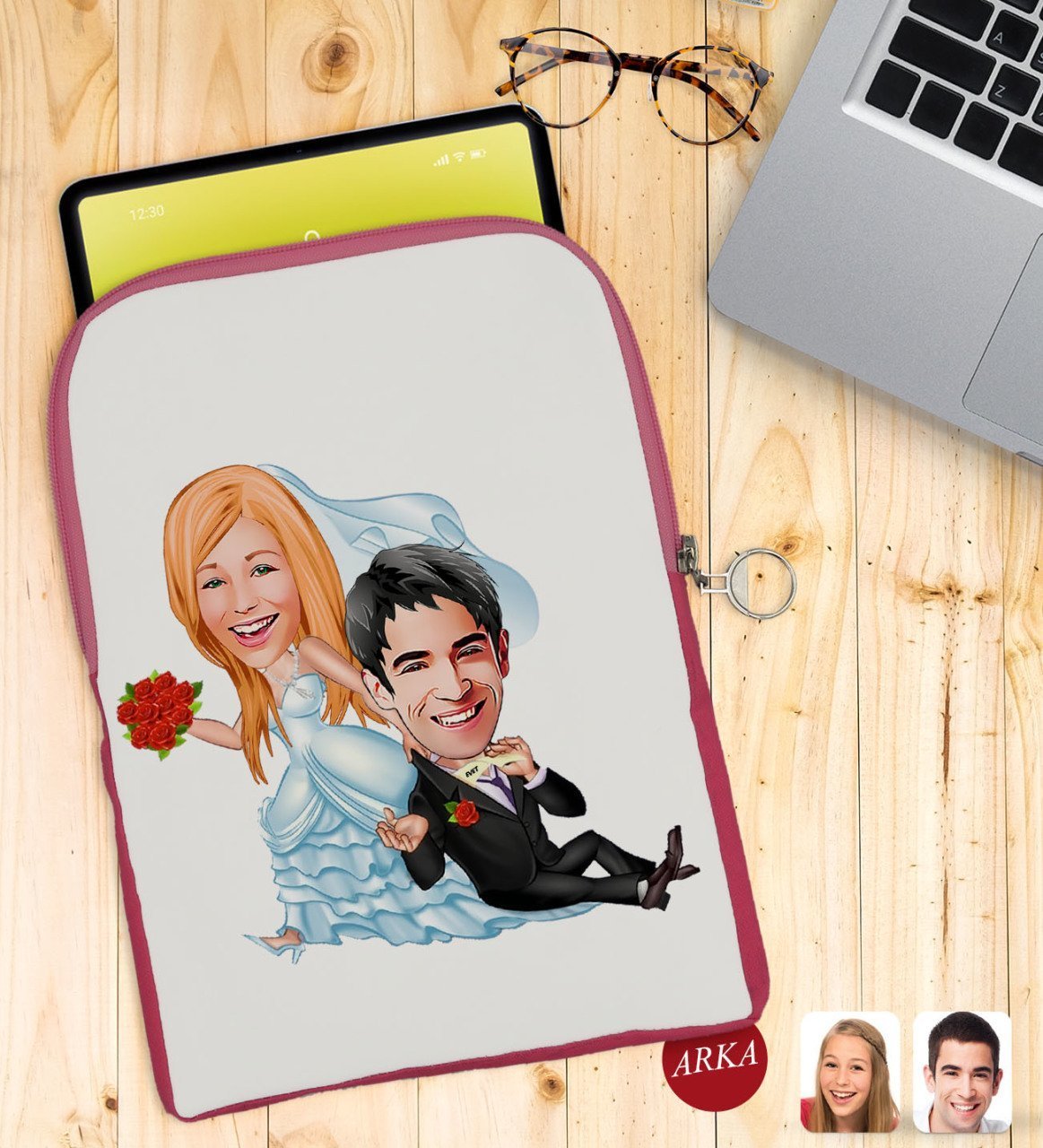 Kişiye Özel Evleniyoruz Karikatürlü Taşınabilir Koruyucu Tablet Kılıfı & Organizer Çanta - Pembe-2
