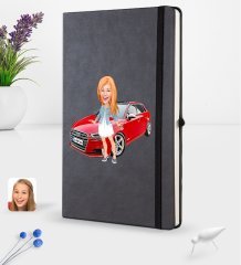 Kişiye Özel Plakalı Kadın Audi A3 Karikatürlü Siyah Termo Deri Defter 16x24cm Model 1