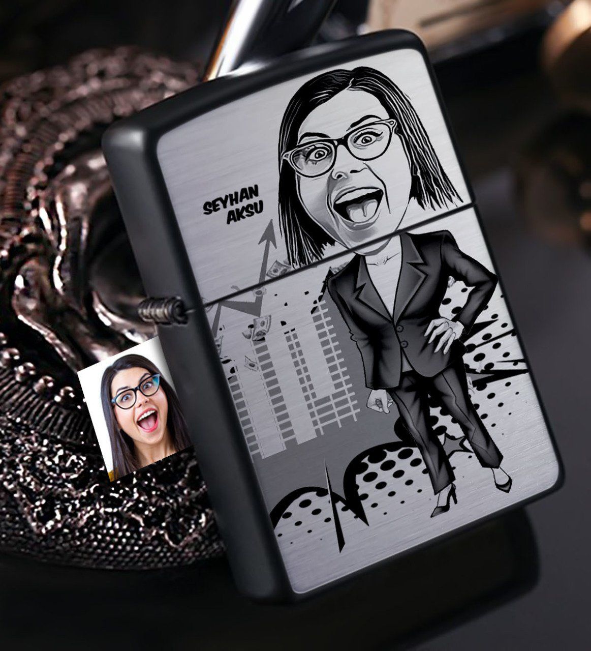 Kişiye Özel Bayan CEO Karikatürlü Benzinli Siyah Metal Çakmak - 2