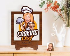 Kişiye Özel Kadın Chef Karikatürlü Ahşap Standlı 3D Biblo-15