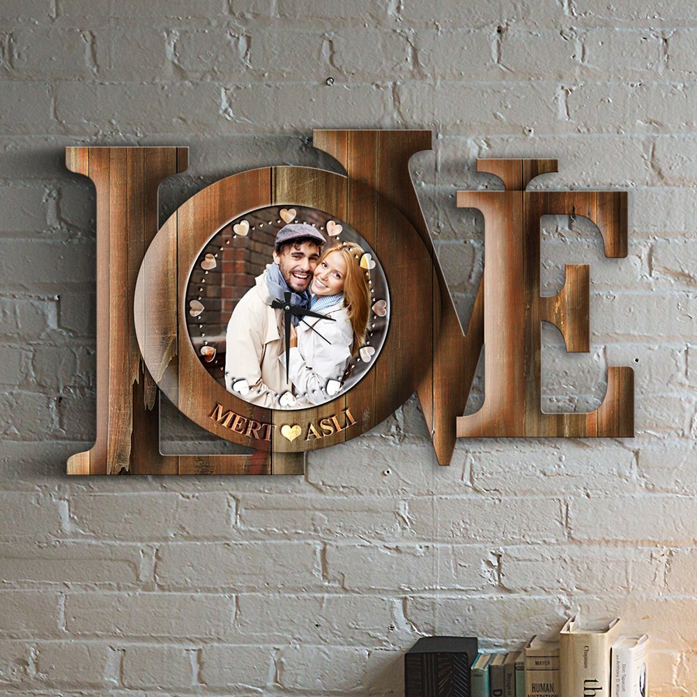 Kişiye Özel Love Tasarımlı Ahşap Duvar Saati - 3