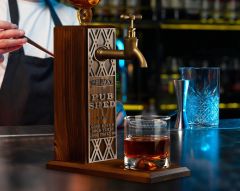 BK Gift Kişiye Özel Kabartma İsimli Musluklu Doğal Ahşap İçki Standı, Home Bar, Viski Çeşmesi, İçecek Dispenseri, Ahşap İçecek Çeşmesi-23