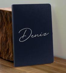BK Gift Kişiye  Özel İsimli Lacivert Defter ve Mavi Cam Matara Hediye Seti-1, Sevgiliye Hediye, Arkadaşa Hediye, Yeni İş Hediyesi