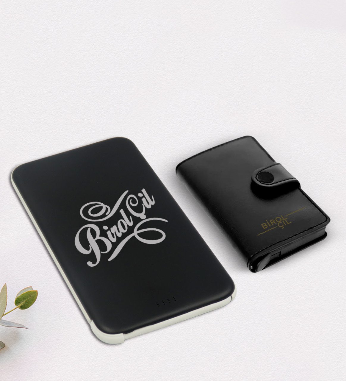 Kişiye Özel İsimli Mekanizmalı Cüzdan Kartlık ve 5.000 Mah Powerbank Hediye Seti-5