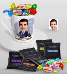 Kişiye Özel Bay Spiker Karikatürlü Türk Kahvesi Fincanı Selamlique Karışık Türk Kahvesi ve Haribo Şeker Hediye Seti-1