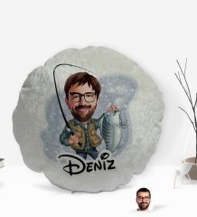 Kişiye Özel İsimli Erkek Balıkçı Karikatürlü Yuvarlak Dekoratif Kırlent Yastık-1