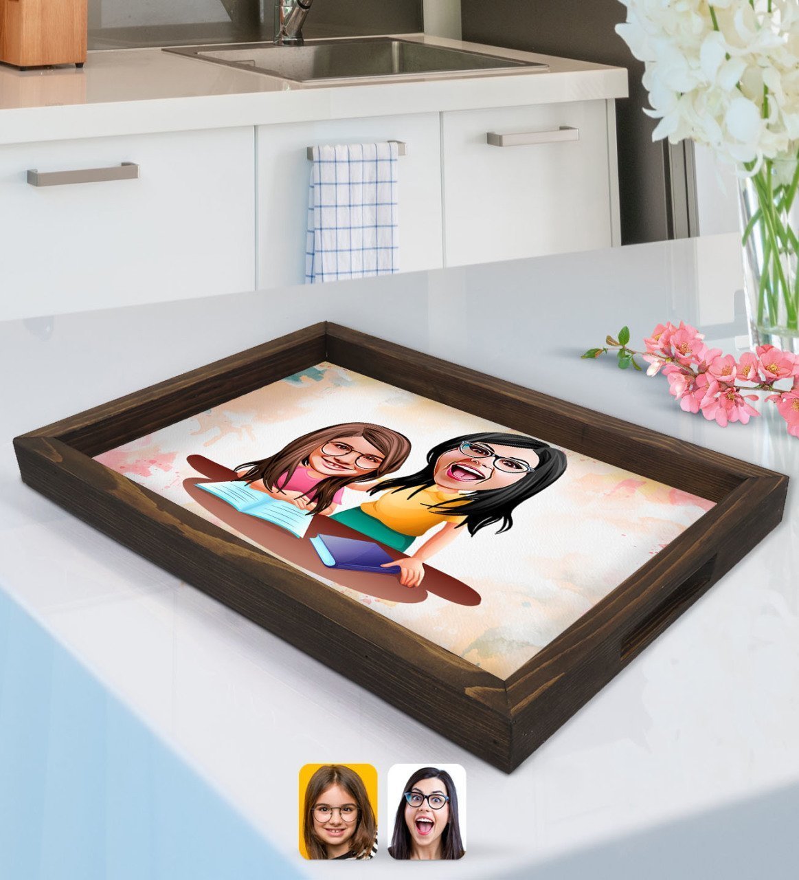 Kişiye Özel Anne Kız Karikatürlü Doğal Ahşap Tepsi-1