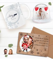 Kişiye Özel Fotoğraflı Kar Küresi & Happy New Year Kupa Bardak & Retro Ahşap Yılbaşı Tebrik Kartı Hediye Seti-3F