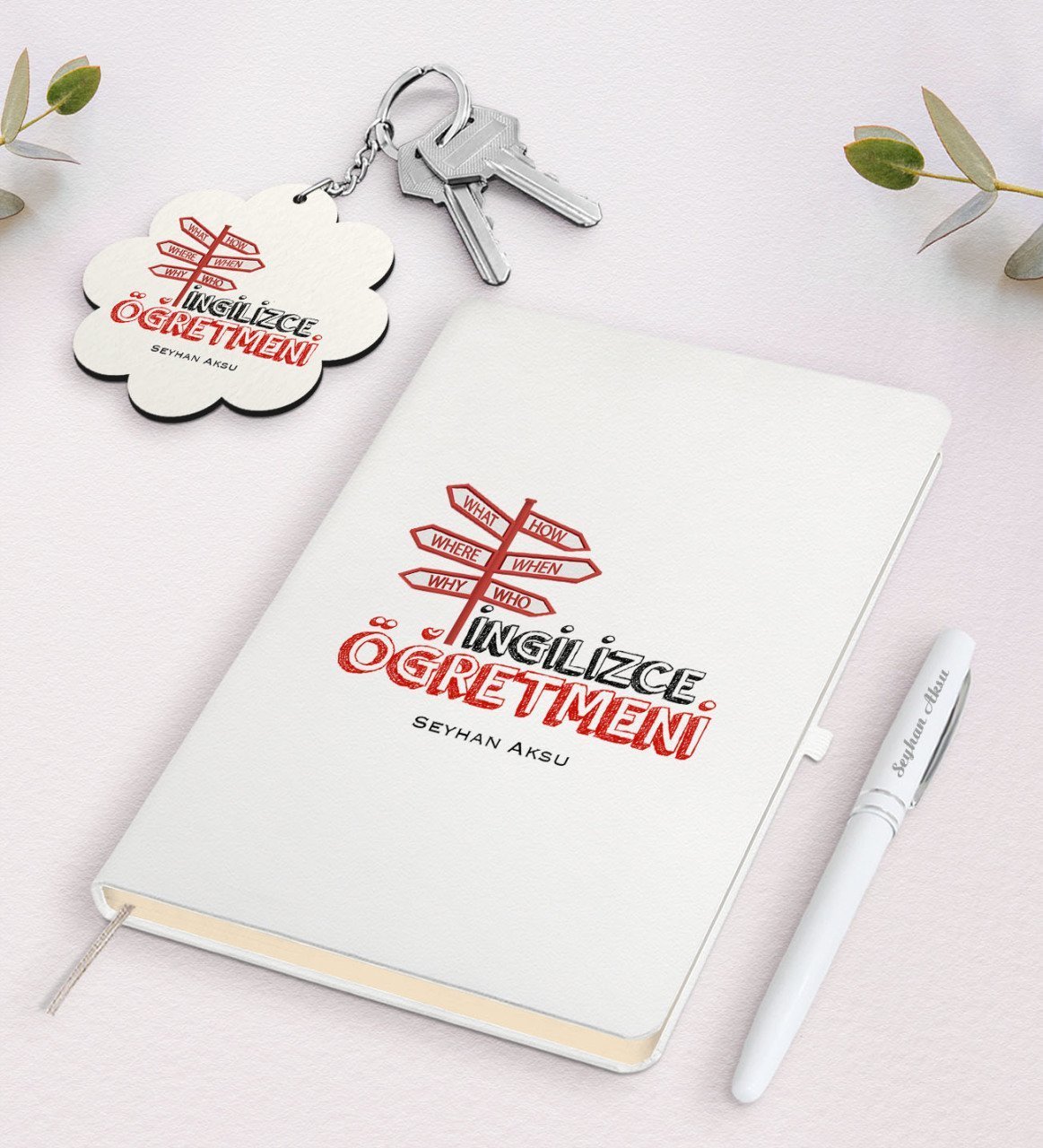 Kişiye Özel İngilizce Öğretmeni Beyaz Defter Kalem Ve Anahtarlık Hediye Seti-1