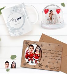 Kişiye Özel Fotoğraflı Kar Küresi & Happy New Year Kupa Bardak & Retro Ahşap Yılbaşı Tebrik Kartı Hediye Seti-3E