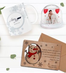 Kişiye Özel Fotoğraflı Kar Küresi & Happy New Year Kupa Bardak & Retro Ahşap Yılbaşı Tebrik Kartı Hediye Seti-3D