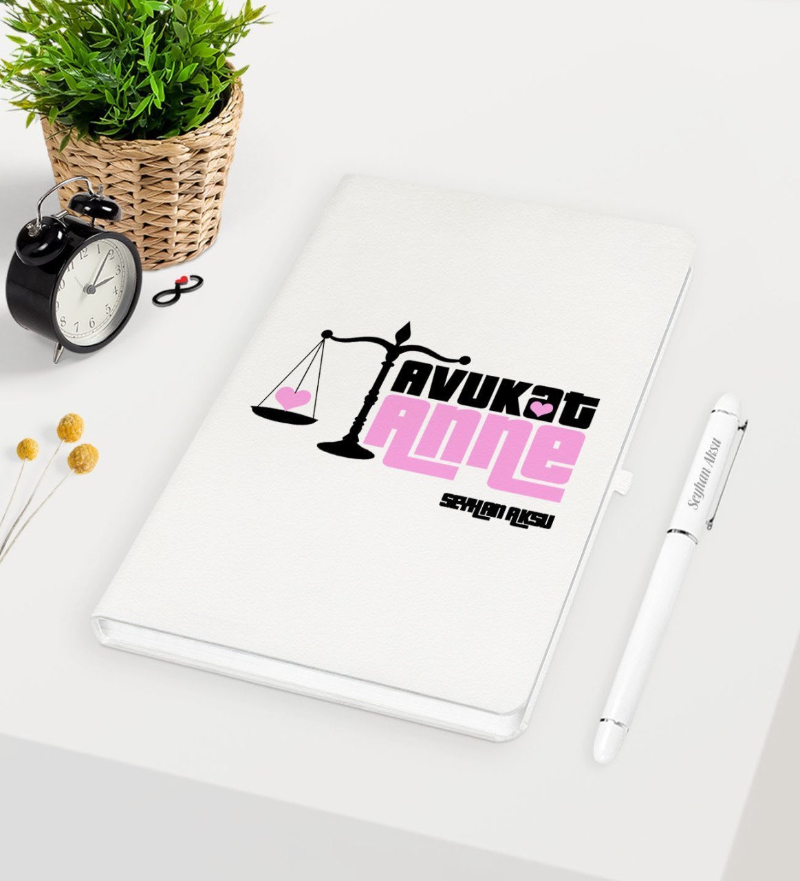 Kişiye Özel Avukat Anne Beyaz Defter Kalem Seti