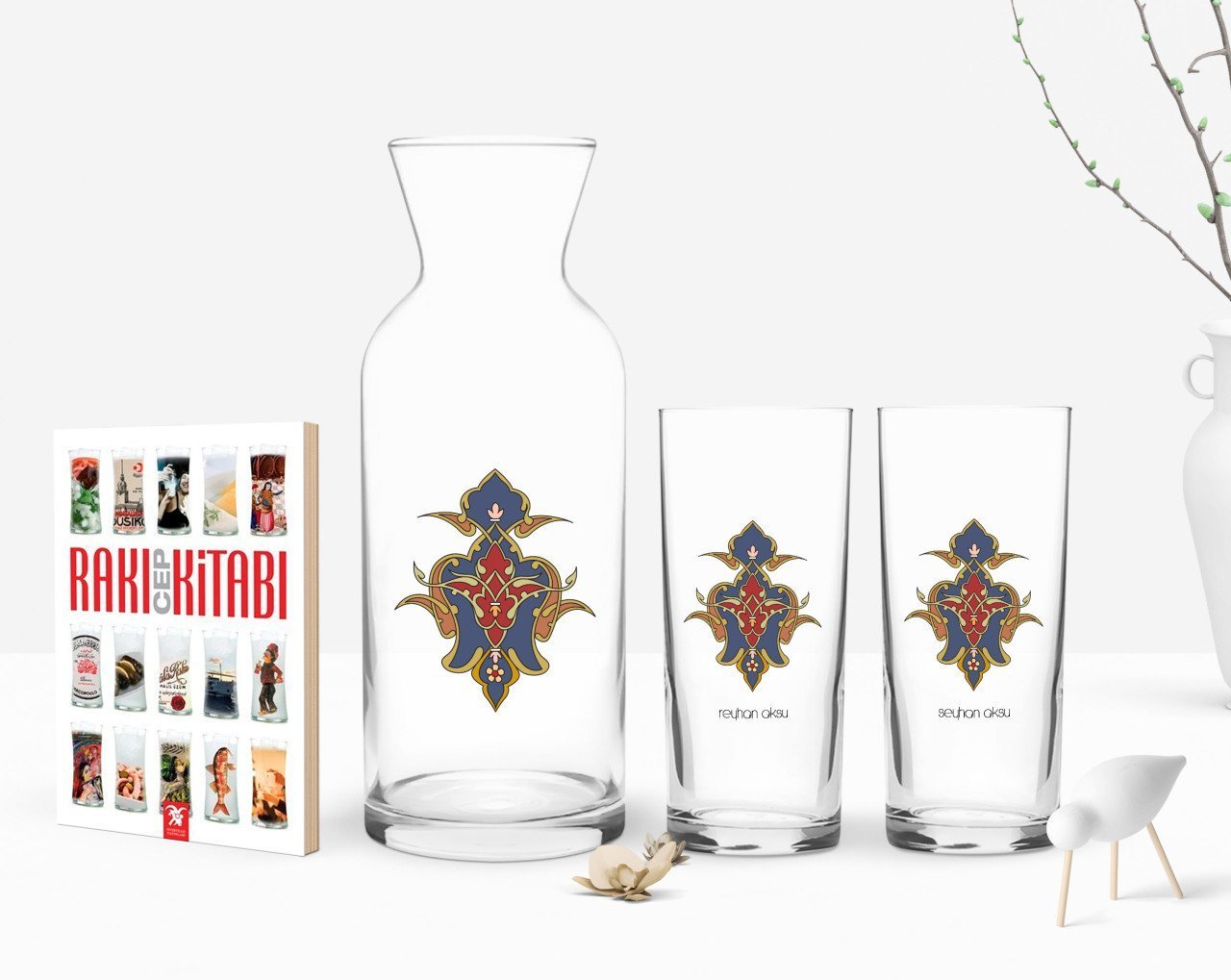 Kişiye Özel Renkli Baskılı İsimli İkili Rakı Bardağı Karaf ve Cep Kitabı Hediye Seti-108