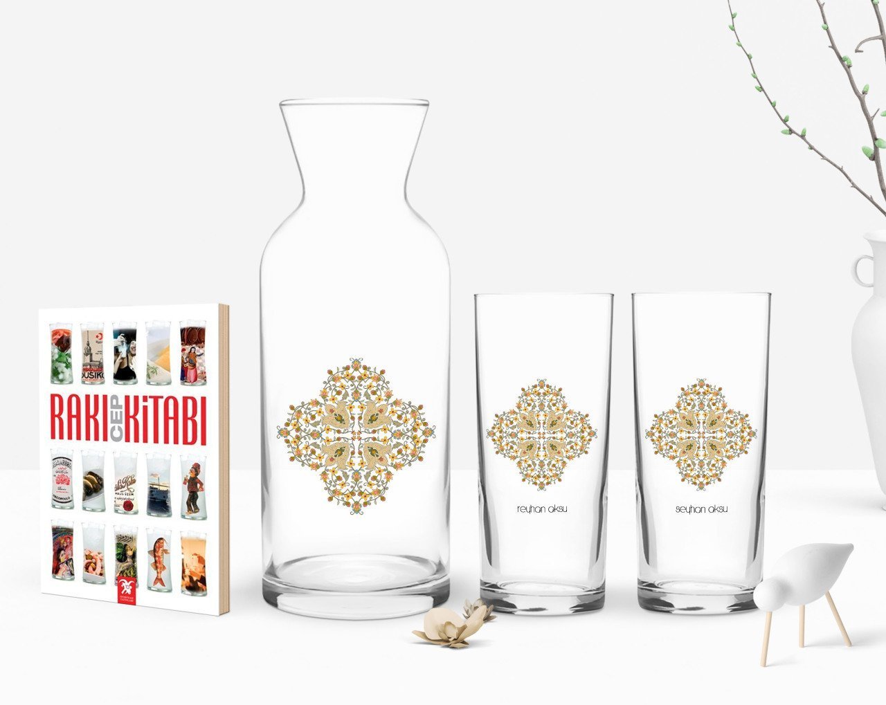 Kişiye Özel Renkli Baskılı İsimli İkili Rakı Bardağı Karaf ve Cep Kitabı Hediye Seti-107