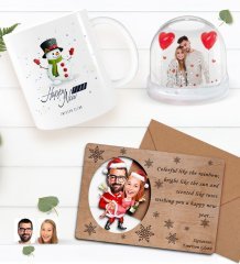 Kişiye Özel Fotoğraflı Kar Küresi & Happy New Year Kupa Bardak & Retro Ahşap Yılbaşı Tebrik Kartı Hediye Seti-2F