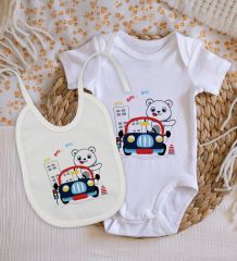BK Kids Sevimli Sürücü Tasarımlı Bebek Body Zıbın ve Mama Önlüğü Hediye Seti - Model 1