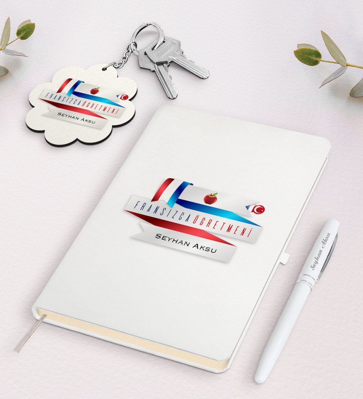 Kişiye Özel Fransızca Öğretmeni Beyaz Defter Kalem Ve Anahtarlık Hediye Seti-2
