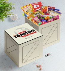 Kişiye Özel Büro Yönetimi Öğretmeni Ahşap Kutuda Nostaljik Lezzetler Hediye Seti