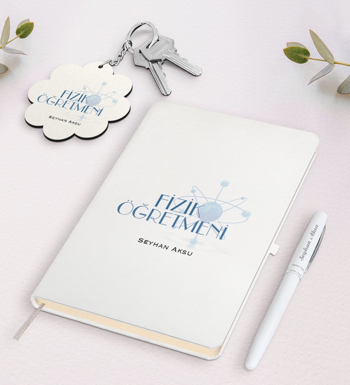 Kişiye Özel Fizik Öğretmeni Beyaz Defter Kalem Ve Anahtarlık Hediye Seti-1
