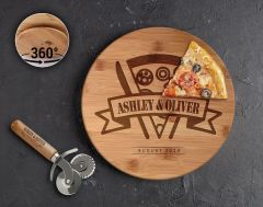 BK Gift Kişiye Özel İsimli Tarihli Bambu Ahşap Döner Tablalı Pizza Tahtası-3, Pizza Kesme Tahtası Seti, Şarküteri Tahtası, Servis Tepsisi, Ahşap Tabak, Eve Taşınma Hediyesi