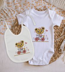 BK Kids Sevimli Ayı Tasarımlı Bebek Body Zıbın ve Mama Önlüğü Hediye Seti - Model 2