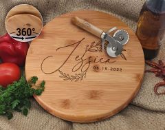 BK Gift Kişiye Özel İsimli Tarihli Bambu Ahşap Döner Tablalı Pizza Tahtası-1, Pizza Kesme Tahtası Seti, Şarküteri Tahtası, Servis Tepsisi, Ahşap Tabak, Eve Taşınma Hediyesi