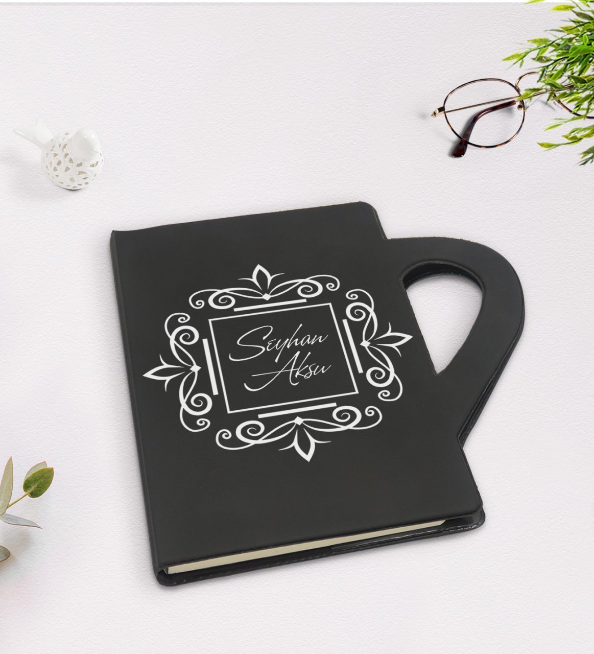 Kişiye Özel İsimli Kupa Şeklinde Siyah Termo Deri Defter Model 1