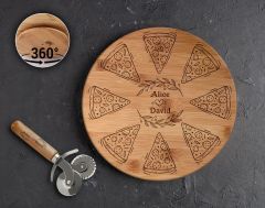 BK Gift Kişiye Özel İsimli Bambu Ahşap Döner Tablalı Pizza Tahtası-9, Pizza Kesme Tahtası Seti, Şarküteri Tahtası, Servis Tepsisi, Ahşap Tabak, Eve Taşınma Hediyesi