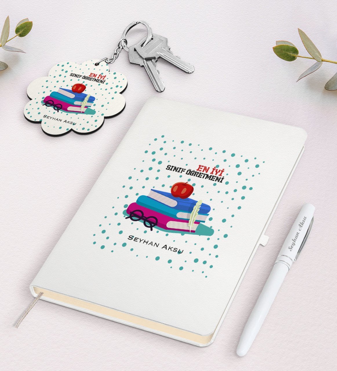 Kişiye Özel En İyi Sınıf Öğretmeni Beyaz Defter Kalem Ve Anahtarlık Hediye Seti-13