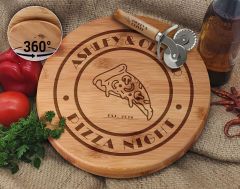 BK Gift Kişiye Özel İsimli Bambu Ahşap Döner Tablalı Pizza Tahtası-5, Pizza Kesme Tahtası Seti, Şarküteri Tahtası, Servis Tepsisi, Ahşap Tabak, Eve Taşınma Hediyesi