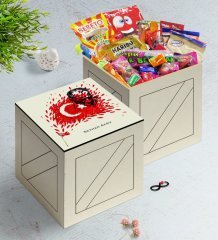 Kişiye Özel Atütürk Temalı Ahşap Kutuda Nostaljik Lezzetler Hediye Seti-3