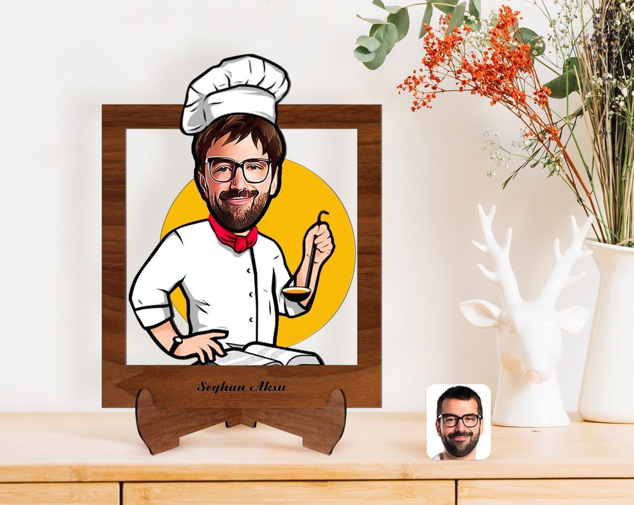 Kişiye Özel Erkek Chef Karikatürlü Ahşap Standlı 3D Biblo-12
