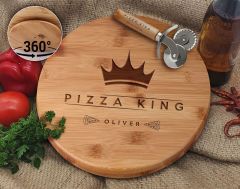BK Gift Kişiye Özel İsimli Bambu Ahşap Döner Tablalı Pizza Tahtası-1, Pizza Kesme Tahtası Seti, Şarküteri Tahtası, Servis Tepsisi, Ahşap Tabak, Eve Taşınma Hediyesi