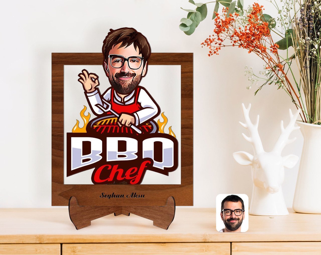Kişiye Özel Erkek Barbekü Chef Karikatürlü Ahşap Standlı 3D Biblo-1