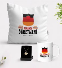Kişiye Özel Almanca Öğretmeni Beyaz Kupa Yastık ve İsimli Papatya Kolye Hediye Seti