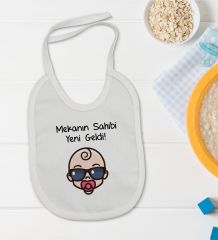 BK Kids Mekanın Sahibi Yeni Geldi Tasarımlı Bebek Body Zıbın ve Mama Önlüğü Hediye Seti - Model 1