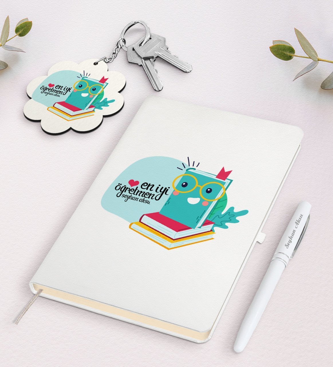 Kişiye Özel En İyi Öğretmen Beyaz Defter Kalem Ve Anahtarlık Hediye Seti-9
