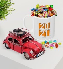 BK Gift Kişiye Özel 2023 Mutlu Yıllar Plakalı Nostaljik Kırmızı Metal Vosvos ve Kupa Haribo Şeker Seti-7