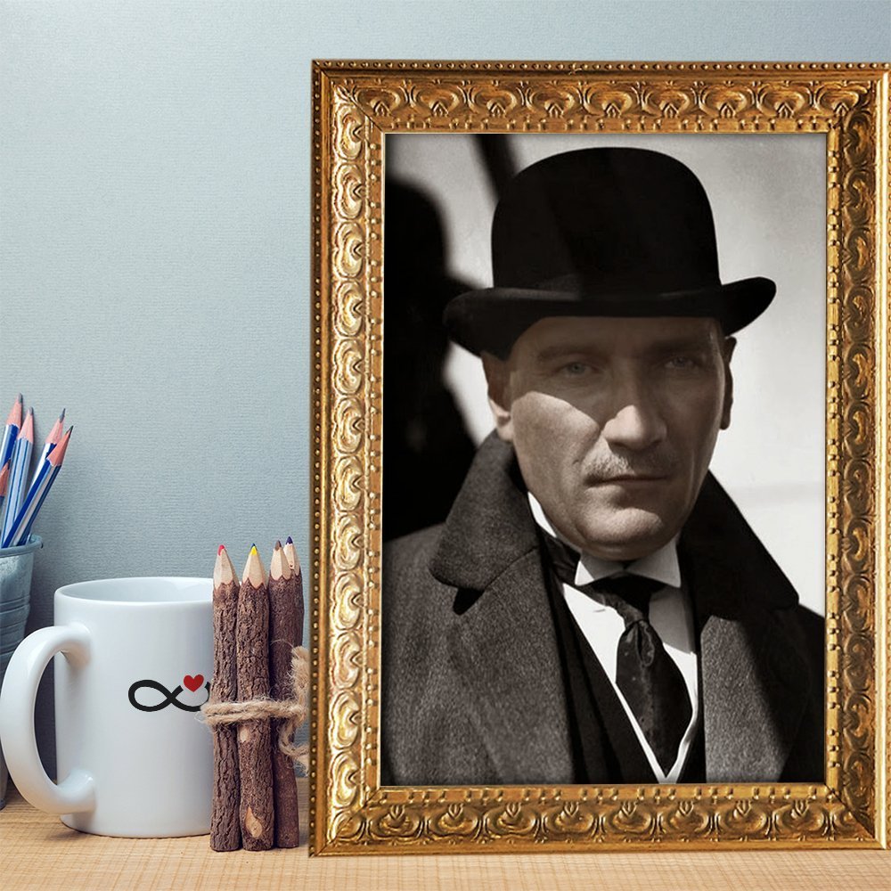 Altın Yaldız Çerçeveli A4 Atatürk Tablosu - 2