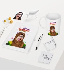 Kişiye Özel Bayan Arapça Öğretmeni Temalı Karikatürlü Beyaz Defter Kalem Kupa Ayna Seti - 3